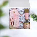 Care Box – Verwenpakket vrouw – Cadeaupakket The Wish Label